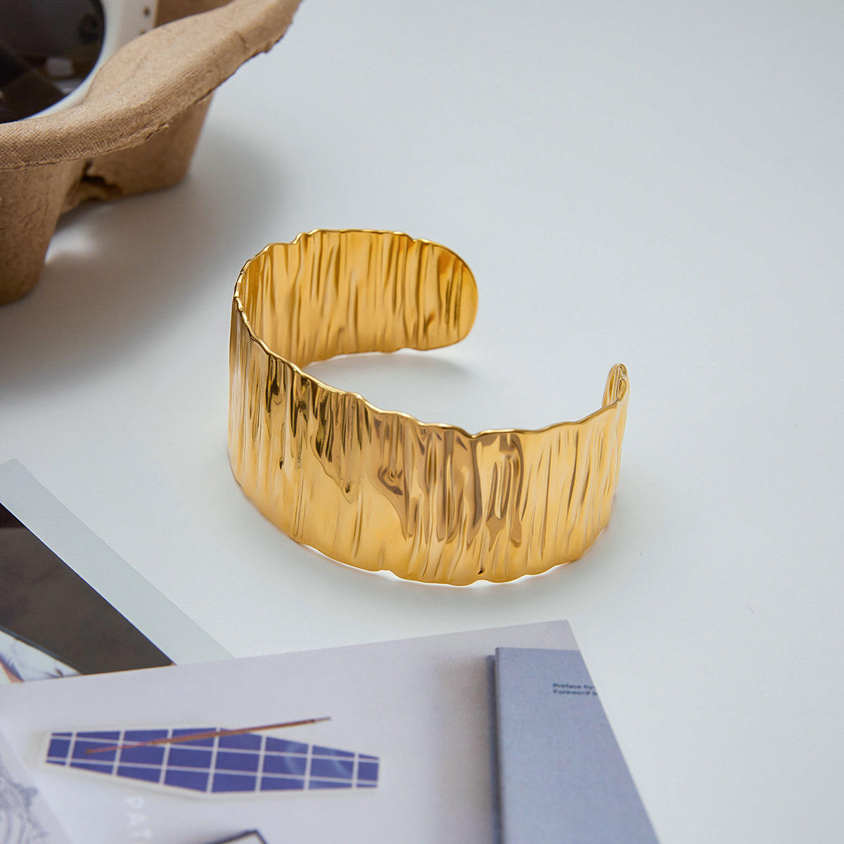 Liana Cuff