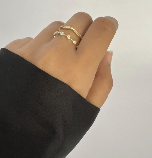 Dainty Wave Ring image 1