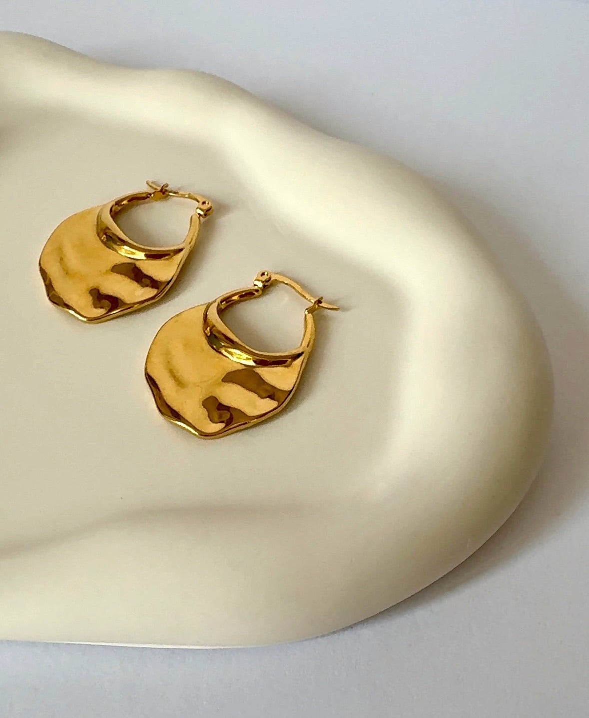 Zuri Hoops image 0