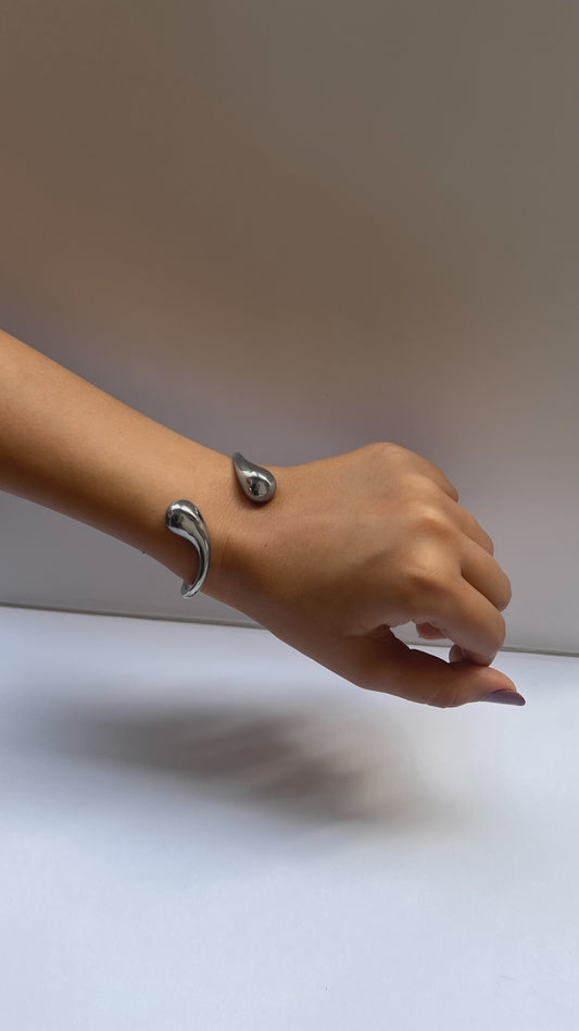Reign Cuff image 0