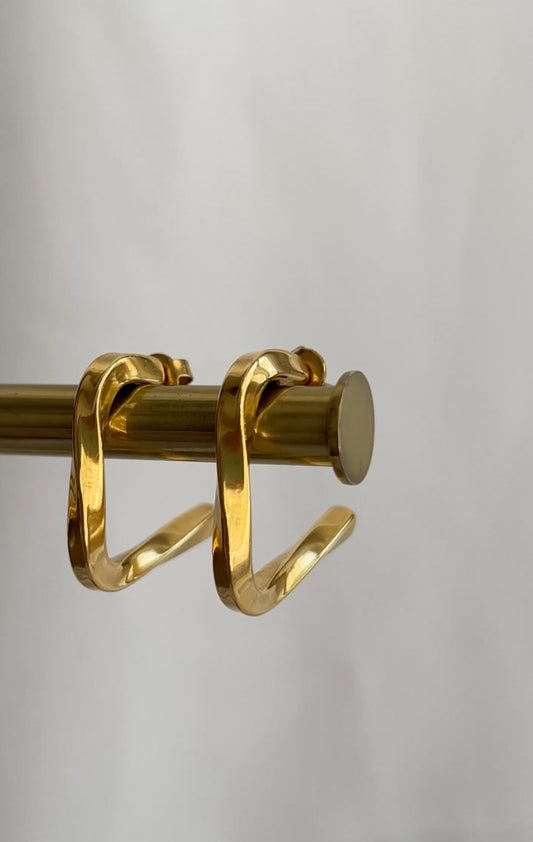 Kira Hoops image 1