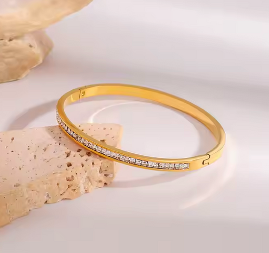 Lavinia Cuff image 0