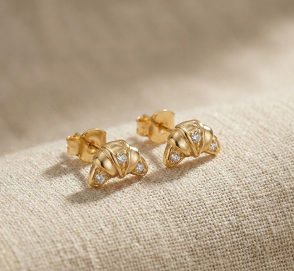 Croissant Stud