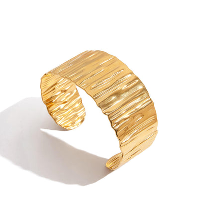 Liana Cuff