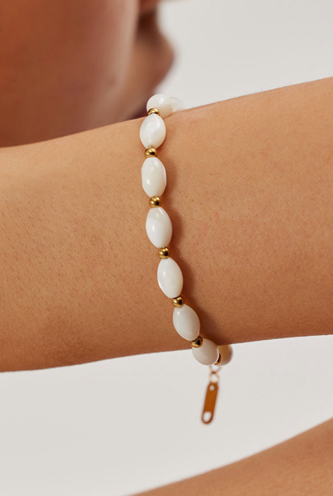 Sera Pearl Bracelet