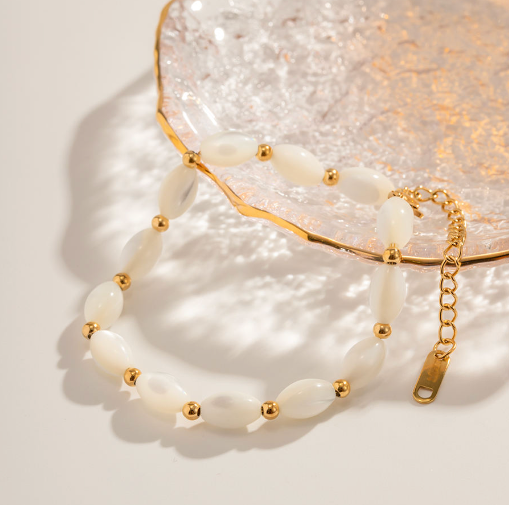 Sera Pearl Bracelet