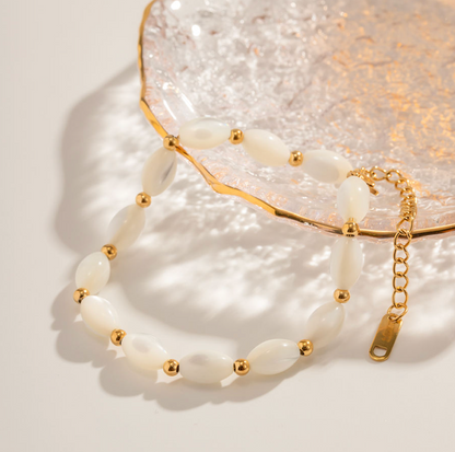 Sera Pearl Bracelet