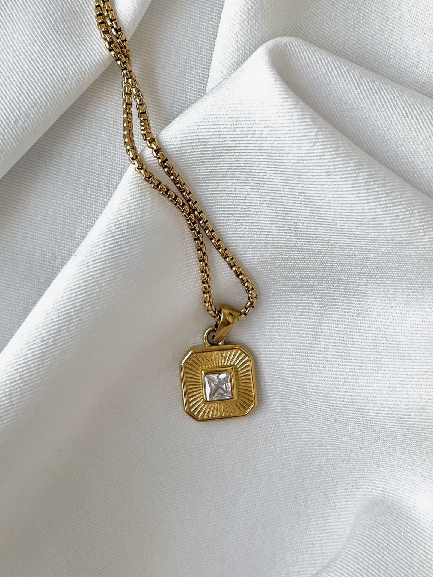 Lola Necklace image 0