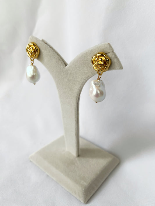 Rose earrings image 0