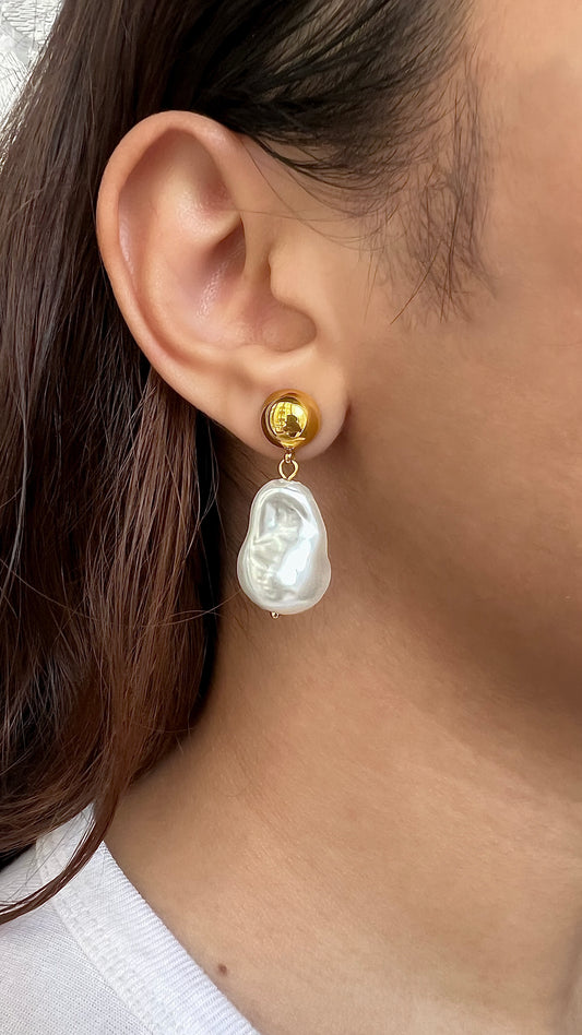 Rochelle Earrings image 0