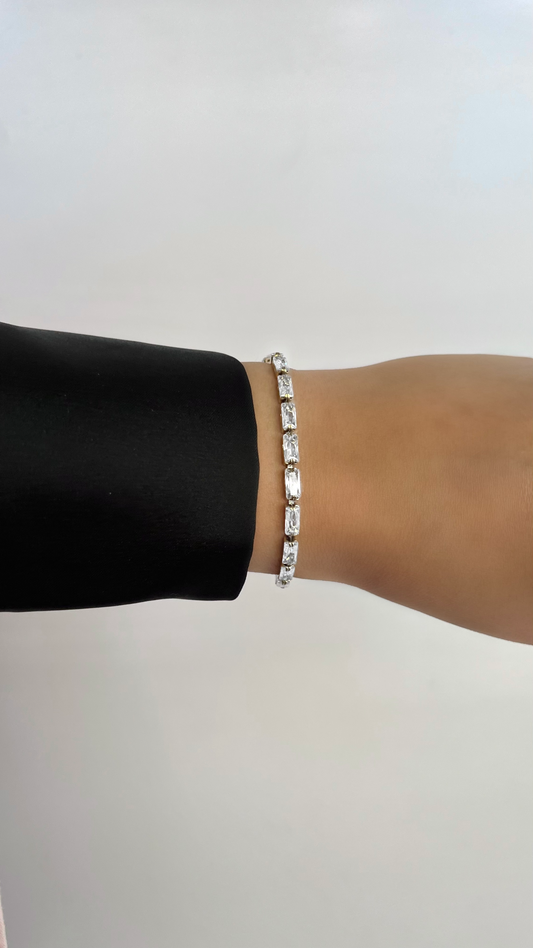 Baguette Bracelet image 0