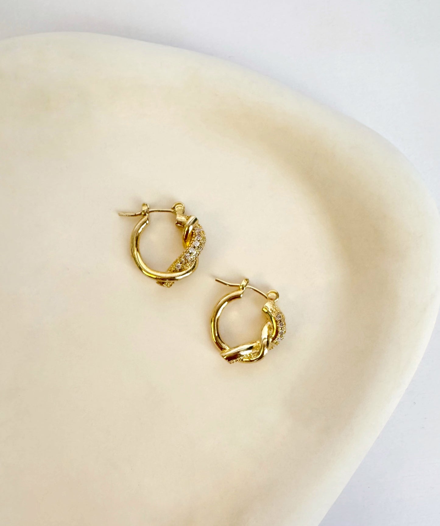 Dune Twisted Hoops image 2