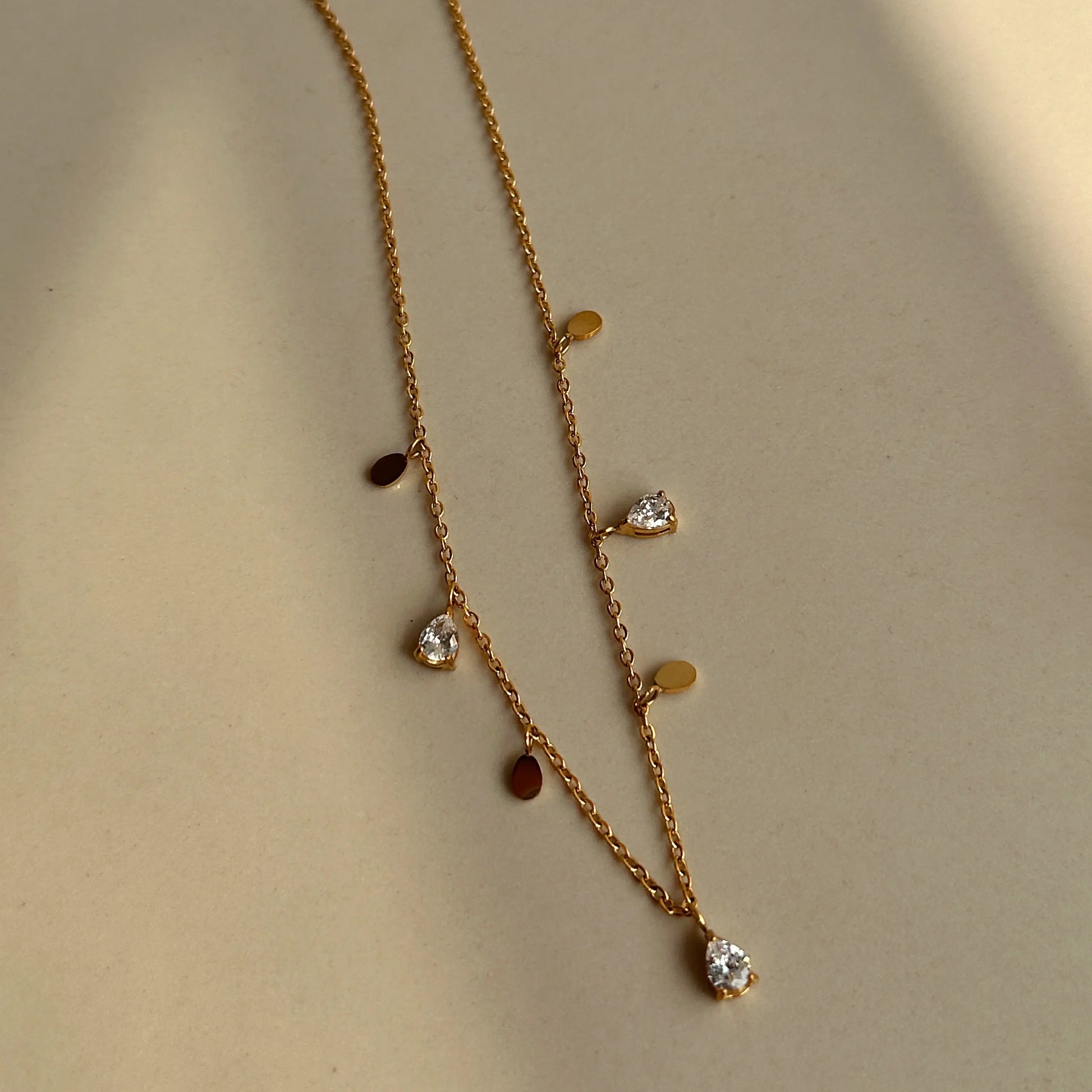 Talia necklace image 2